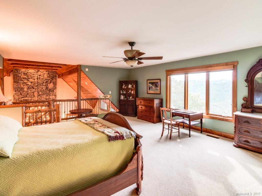 40 Chinquapin Drive Mills River NC 28759