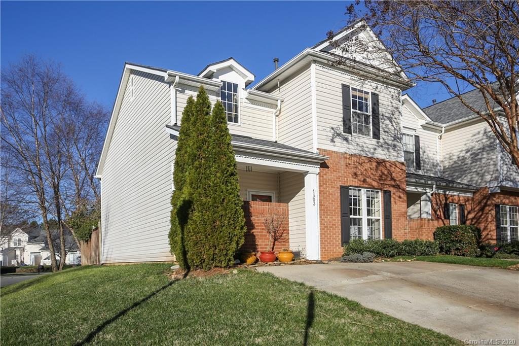 1503 Sylvia Court Charlotte NC 28205