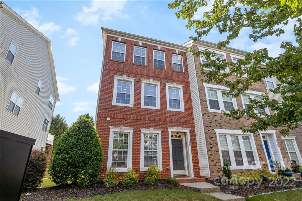 9856 Kings Parade Boulevard Charlotte NC 28273