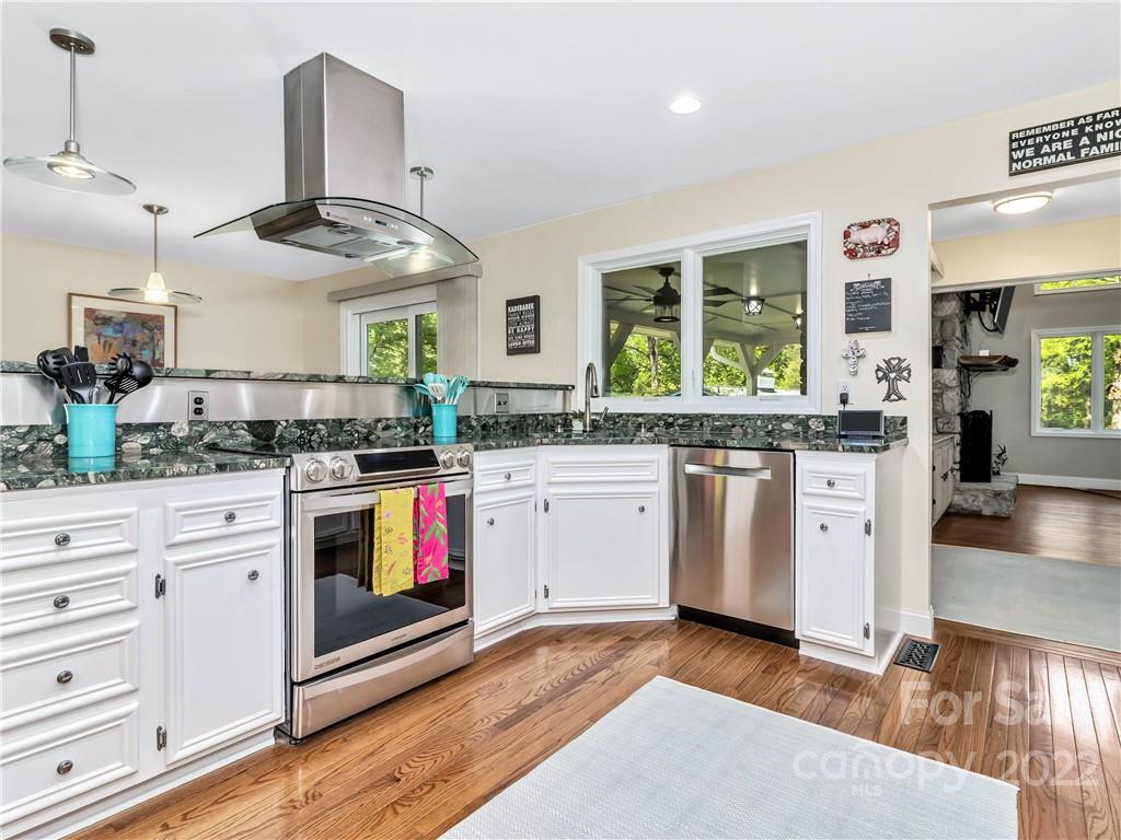 2 Amherst Road Asheville NC 28803