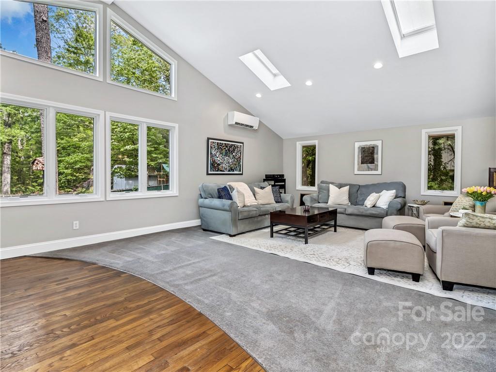 2 Amherst Road Asheville NC 28803