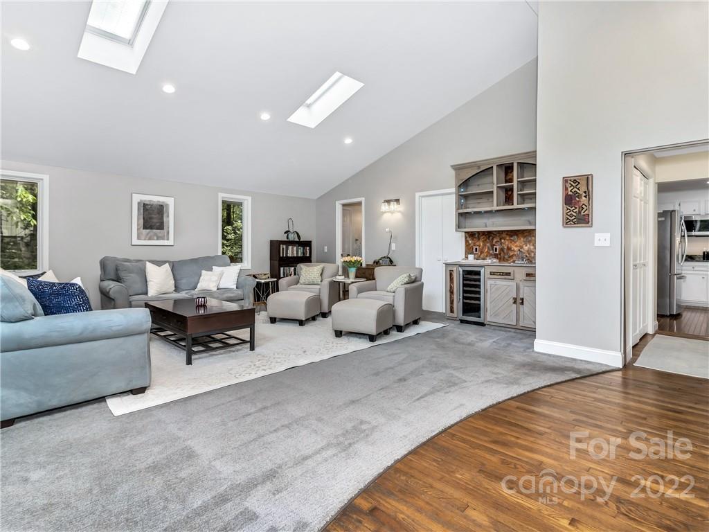 2 Amherst Road Asheville NC 28803