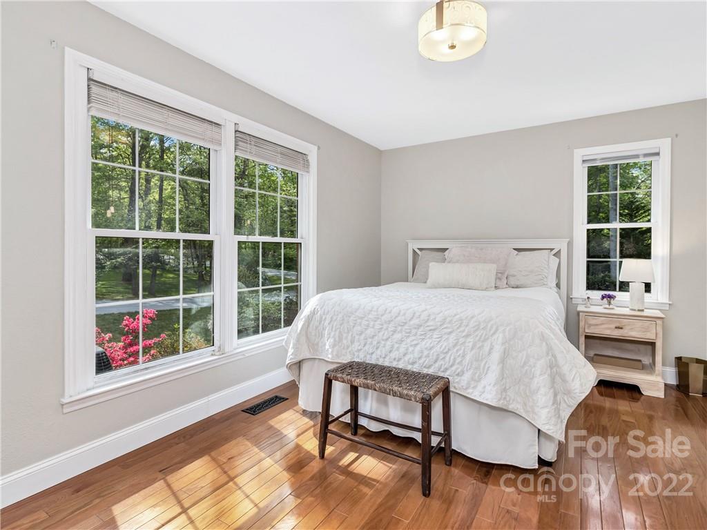 2 Amherst Road Asheville NC 28803