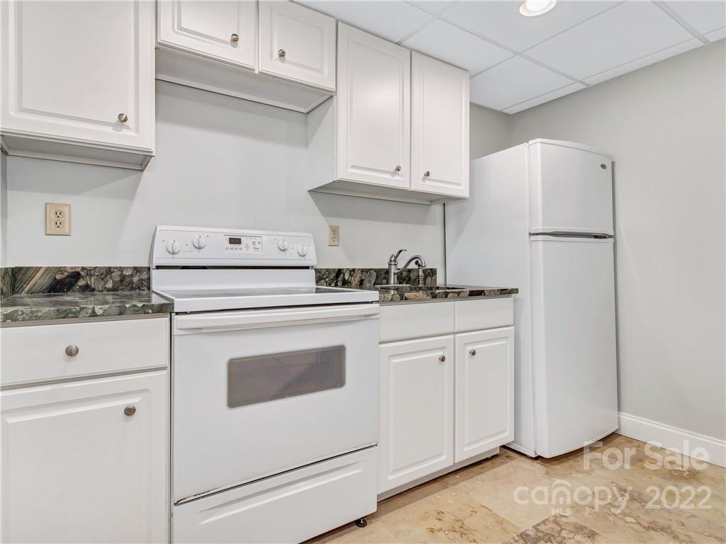 2 Amherst Road Asheville NC 28803