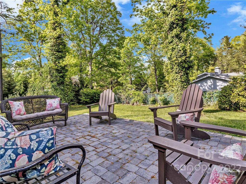 2 Amherst Road Asheville NC 28803