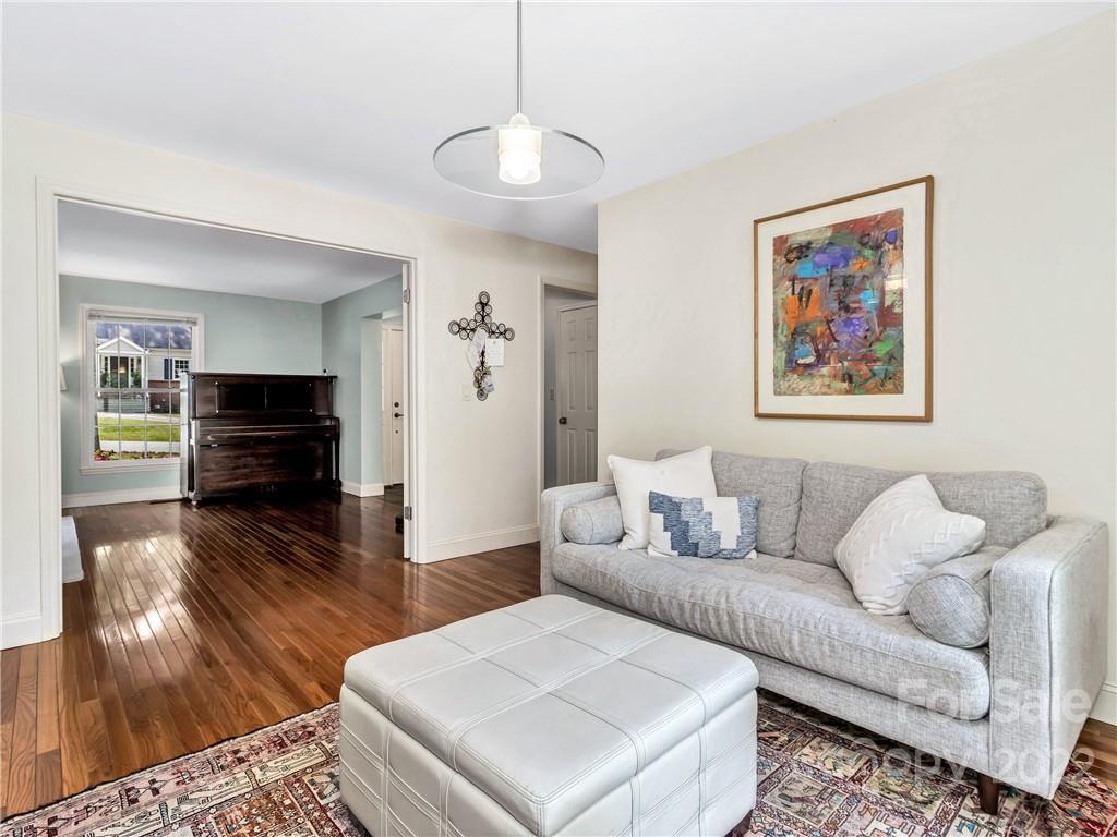 2 Amherst Road Asheville NC 28803