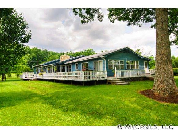 2880 White Oak Road Burnsville NC 28714