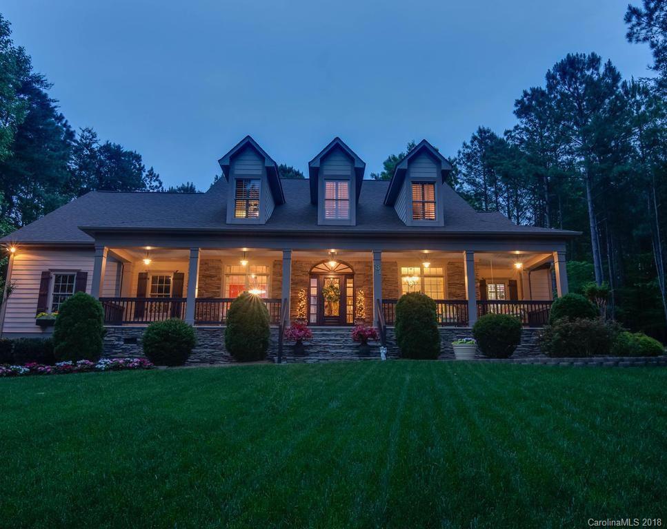 131 Grove Creek Lane Mooresville NC 28117