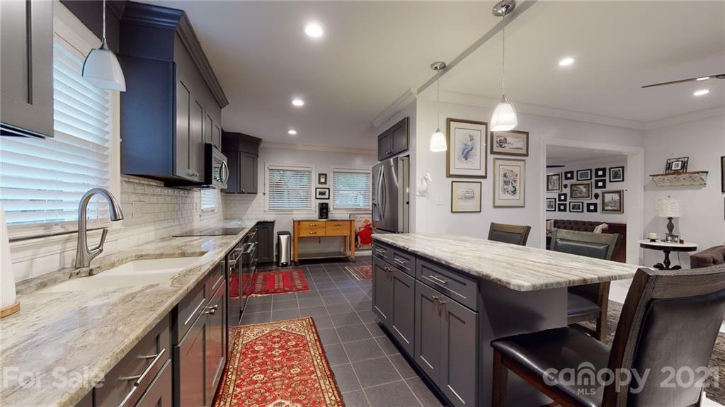 512 Tyson Street Charlotte NC 28209