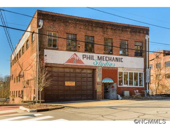 109 Roberts Asheville NC 28801