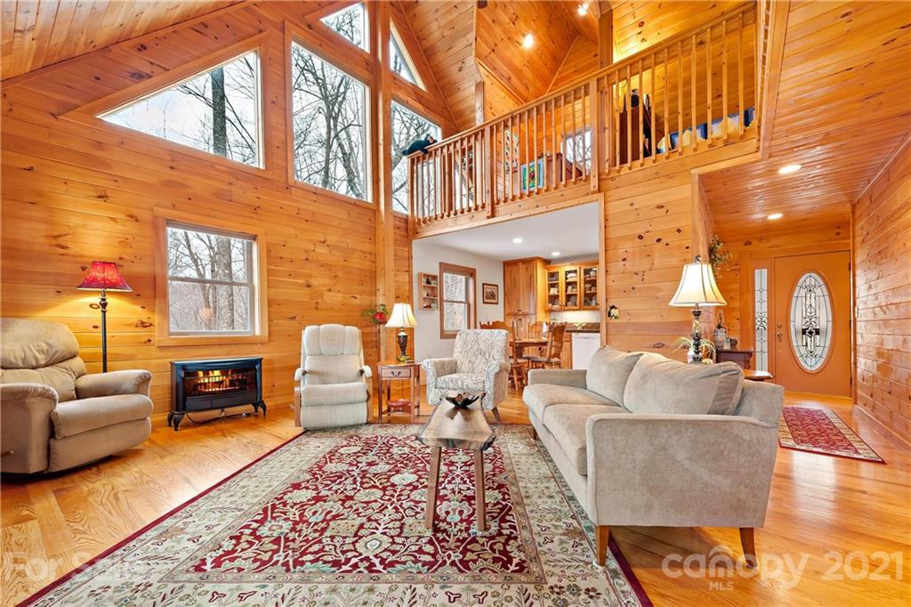 386 Wild Turkey Run Black Mountain NC 28711