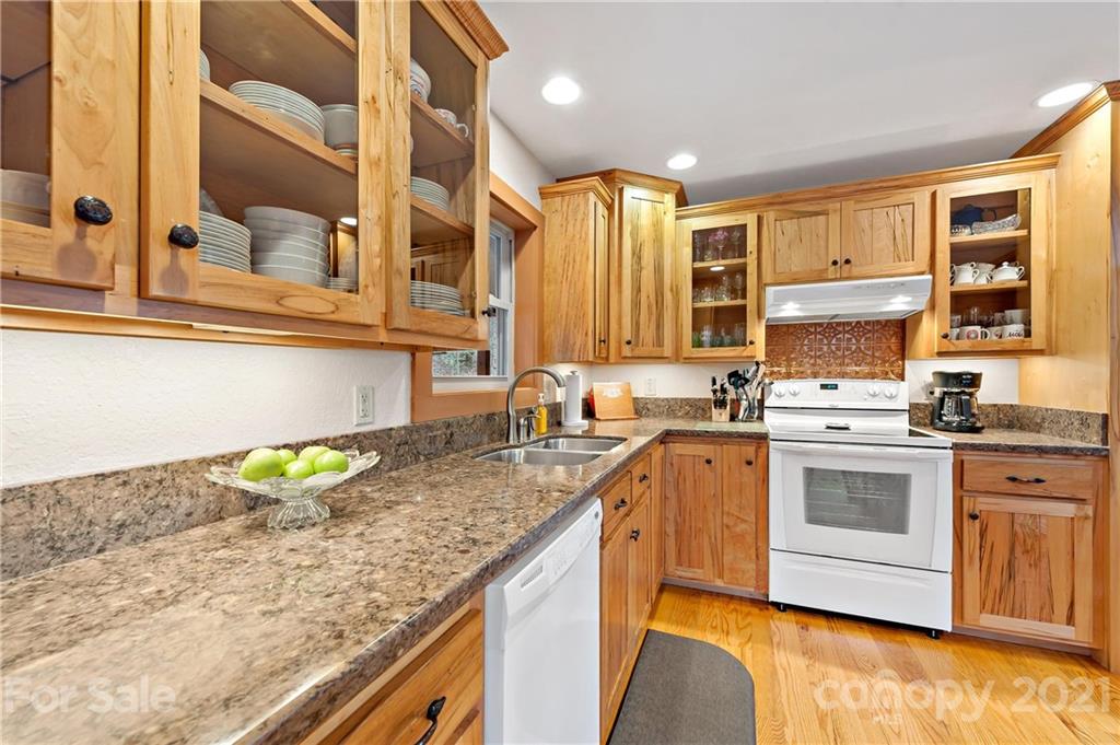 386 Wild Turkey Run Black Mountain NC 28711