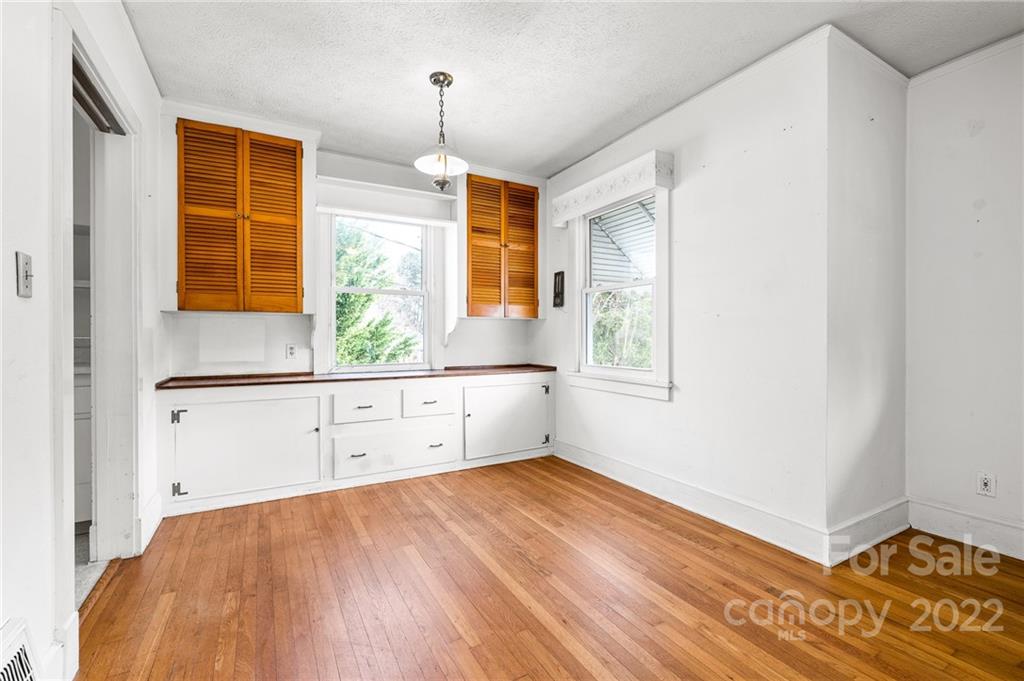 131 Wendover Road Asheville NC 28806