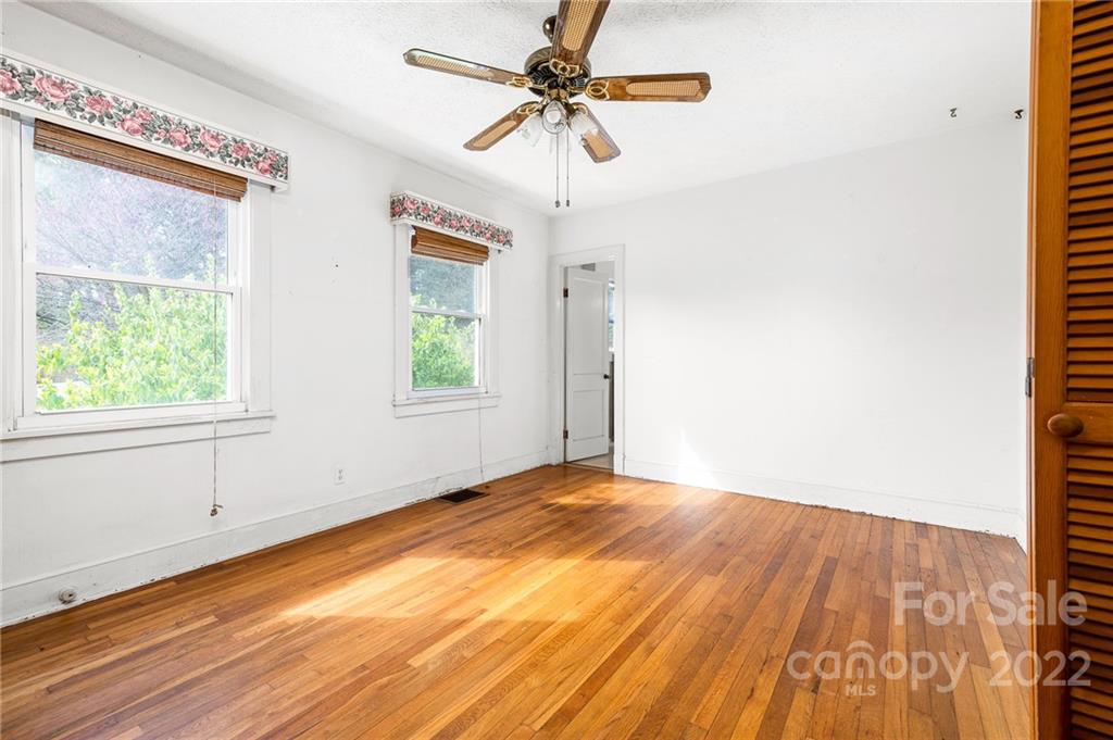 131 Wendover Road Asheville NC 28806