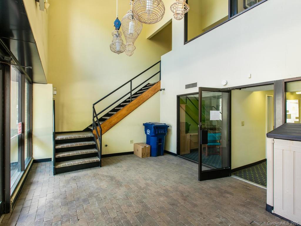 39 Patton Avenue Asheville NC 28801