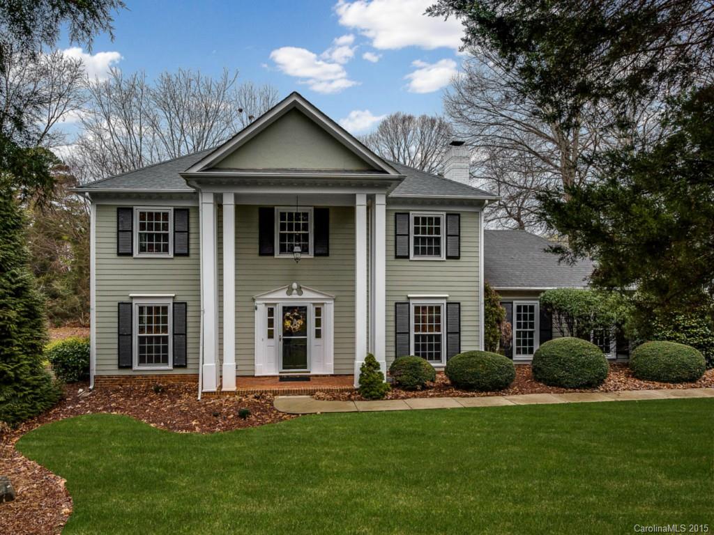 9524 Whitethorn Drive Charlotte NC 28277