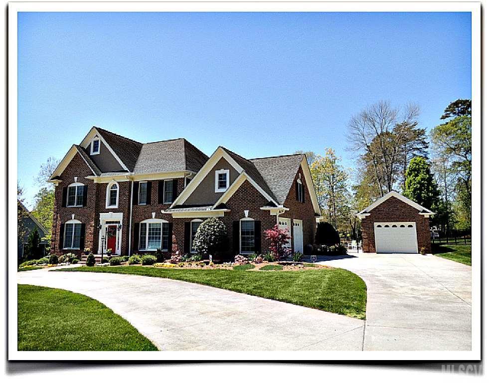 4104 Wandering Lane Ne Hickory NC 28601