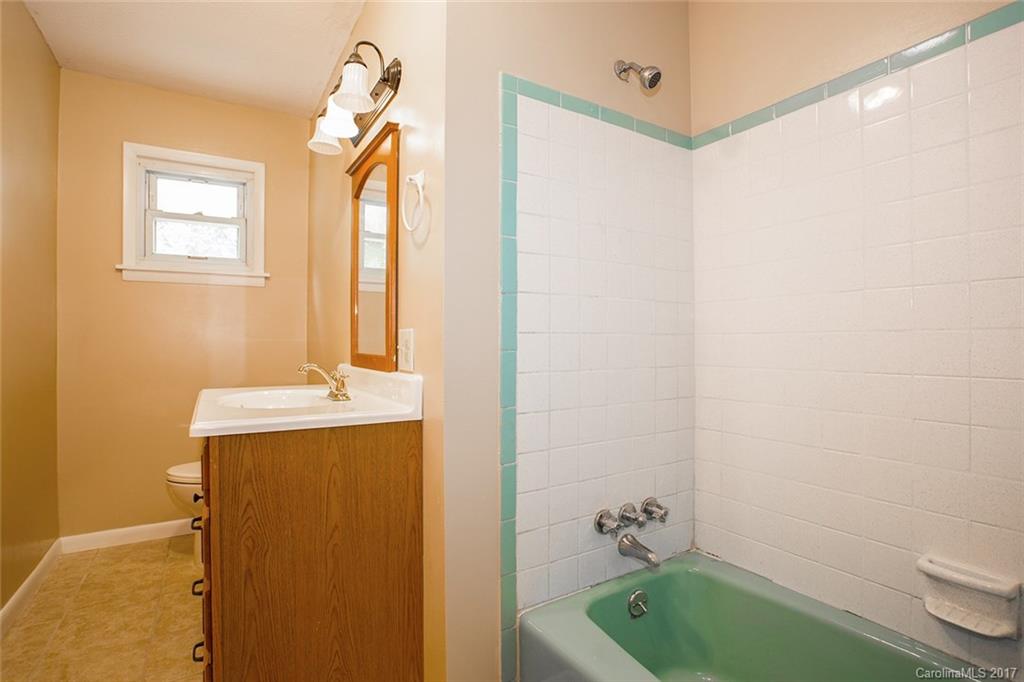 217 Cedar Hill Road Asheville NC 28806