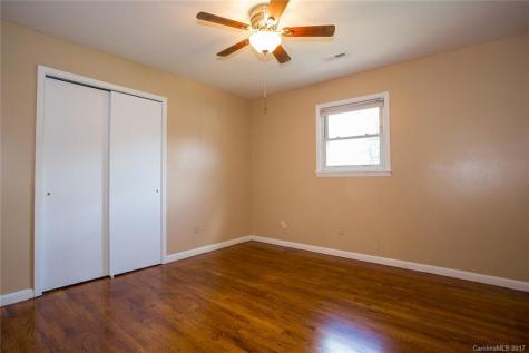 217 Cedar Hill Road Asheville NC 28806