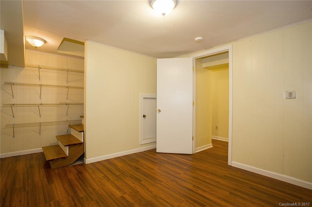 217 Cedar Hill Road Asheville NC 28806