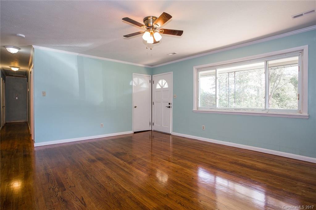 217 Cedar Hill Road Asheville NC 28806