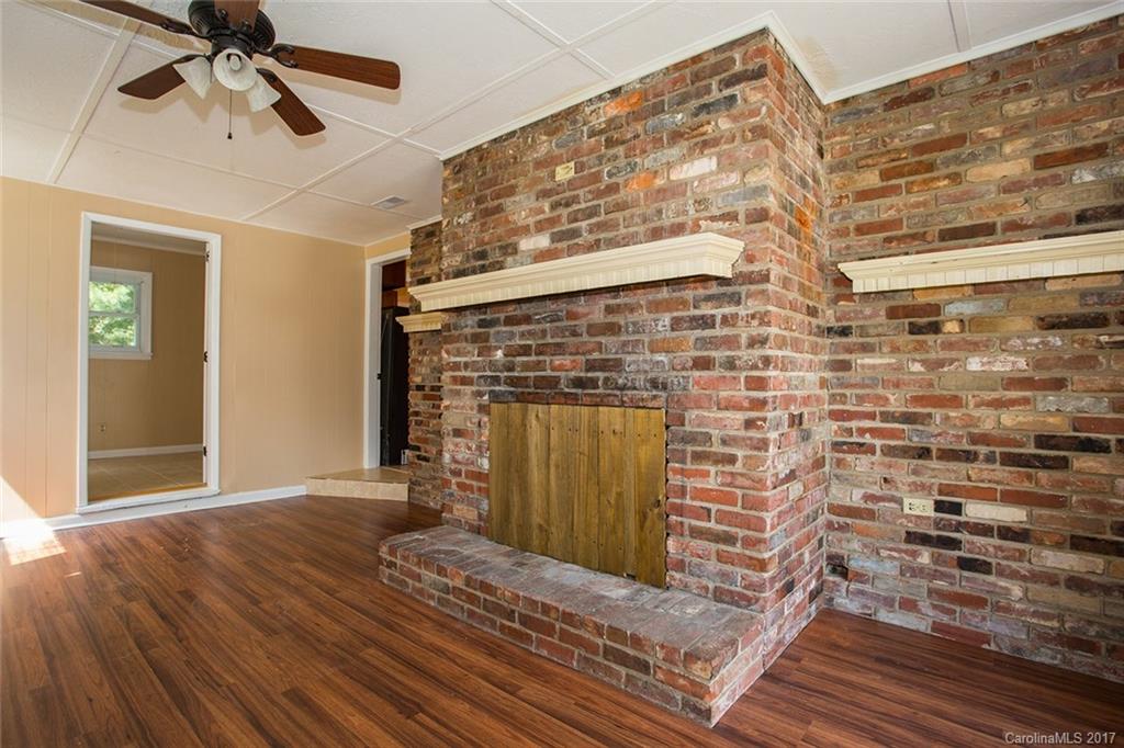217 Cedar Hill Road Asheville NC 28806
