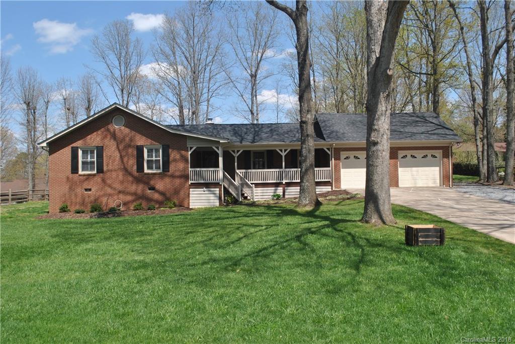 896 Hunting Avenue Lincolnton NC 28092