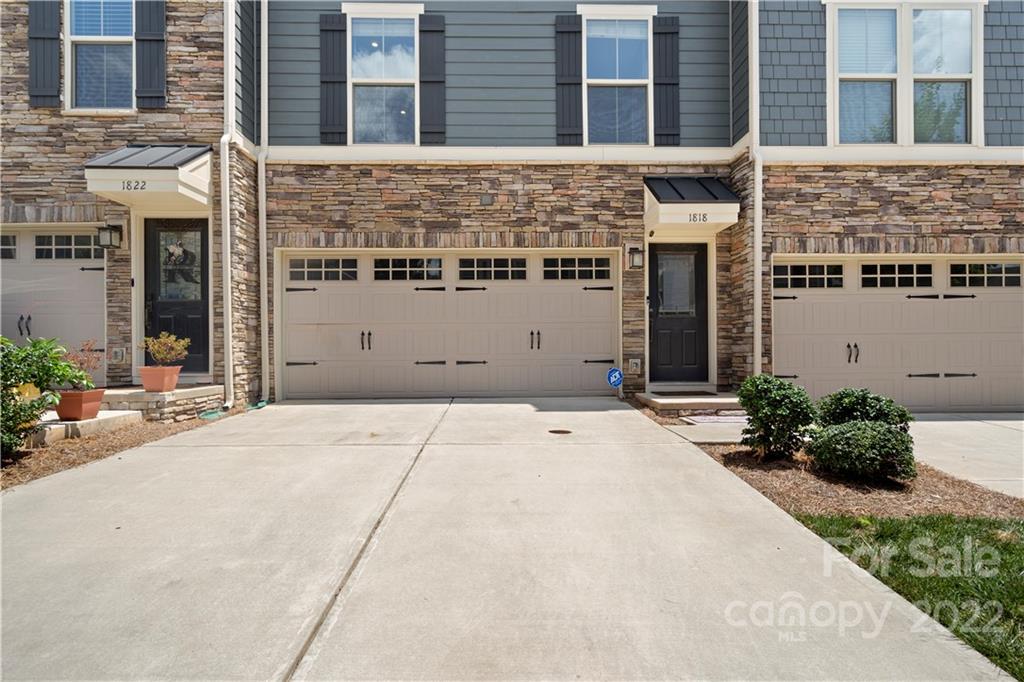 1818 Shumard Lane Charlotte NC 28205