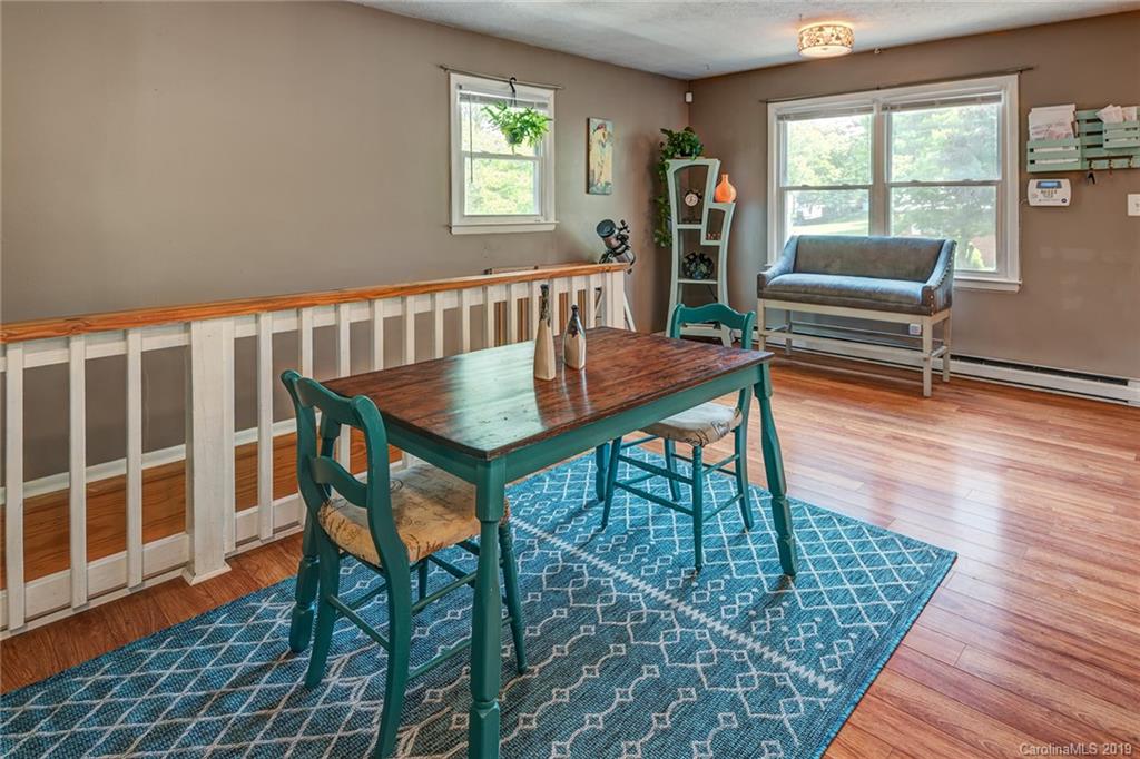 9 Oakland Street Weaverville NC 28787