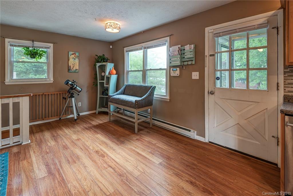 9 Oakland Street Weaverville NC 28787