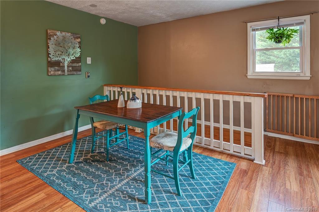 9 Oakland Street Weaverville NC 28787