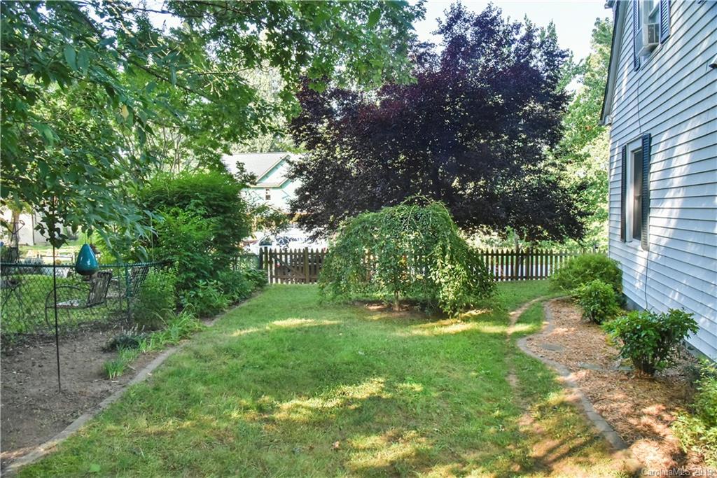 2 Enka Oak Street Candler NC 28715