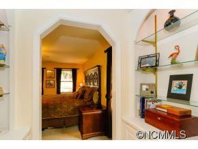 125 Forest Lake Drive Asheville NC 28803