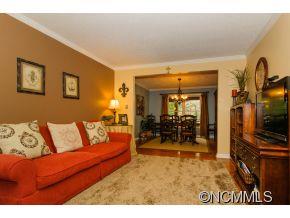 125 Forest Lake Drive Asheville NC 28803