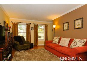 125 Forest Lake Drive Asheville NC 28803