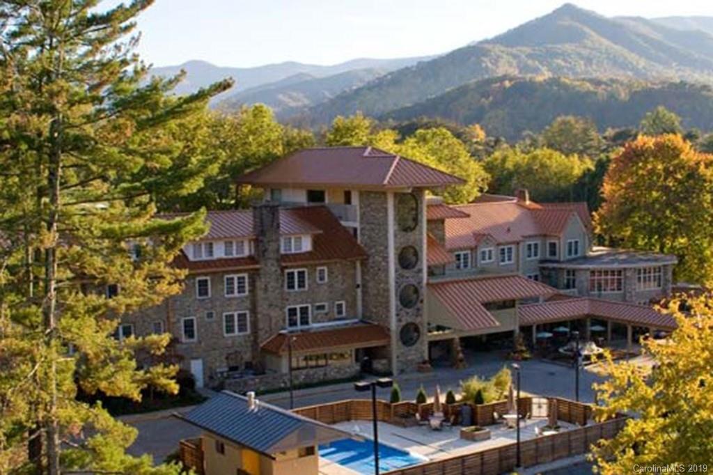 Waynesville NC, 176 Country Club Drive