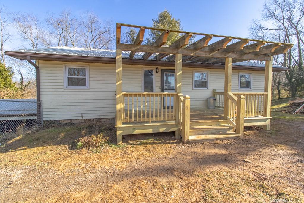 370 Maple Leaf Lane Clyde NC 28721