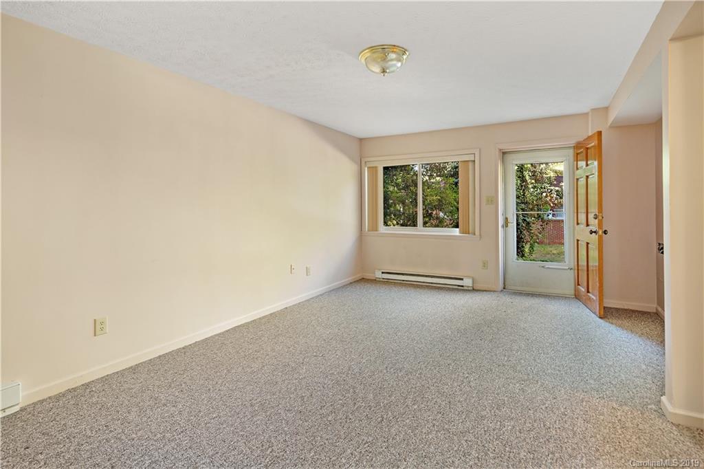 123 Wyoming Road Asheville NC 28803