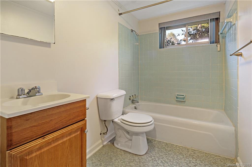 123 Wyoming Road Asheville NC 28803