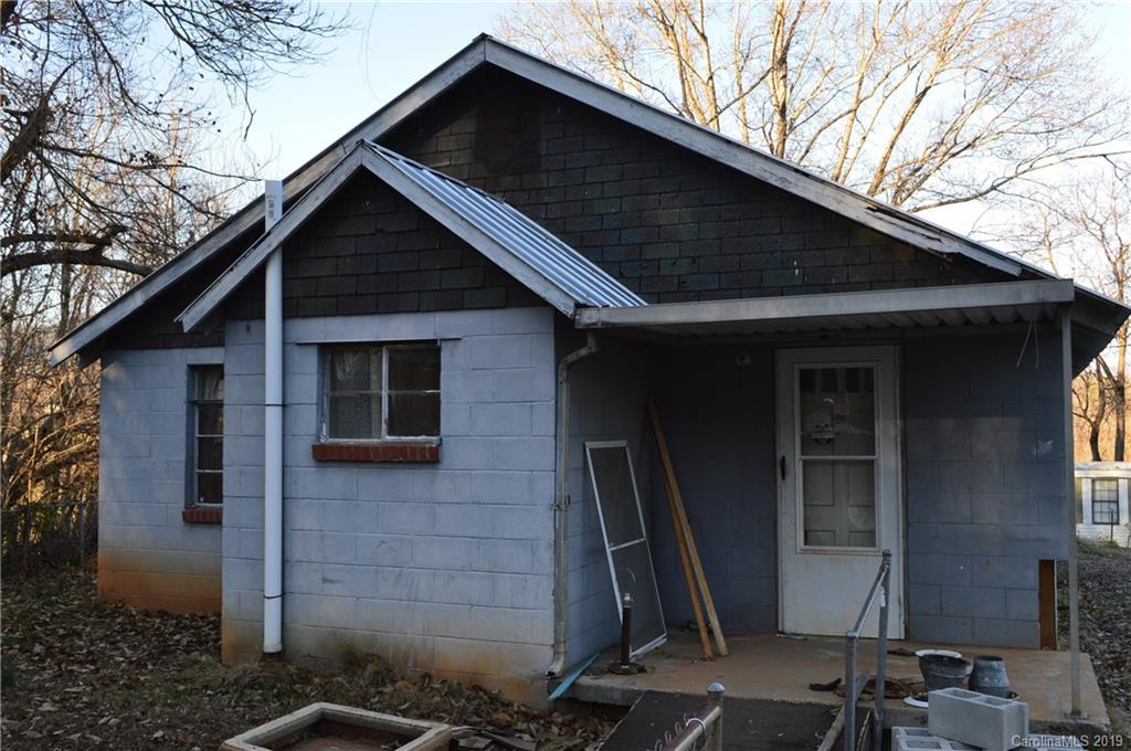 11 Black Velvet Lane Candler NC 28715