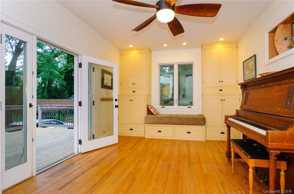 9 Brucemont Circle Asheville NC 28806