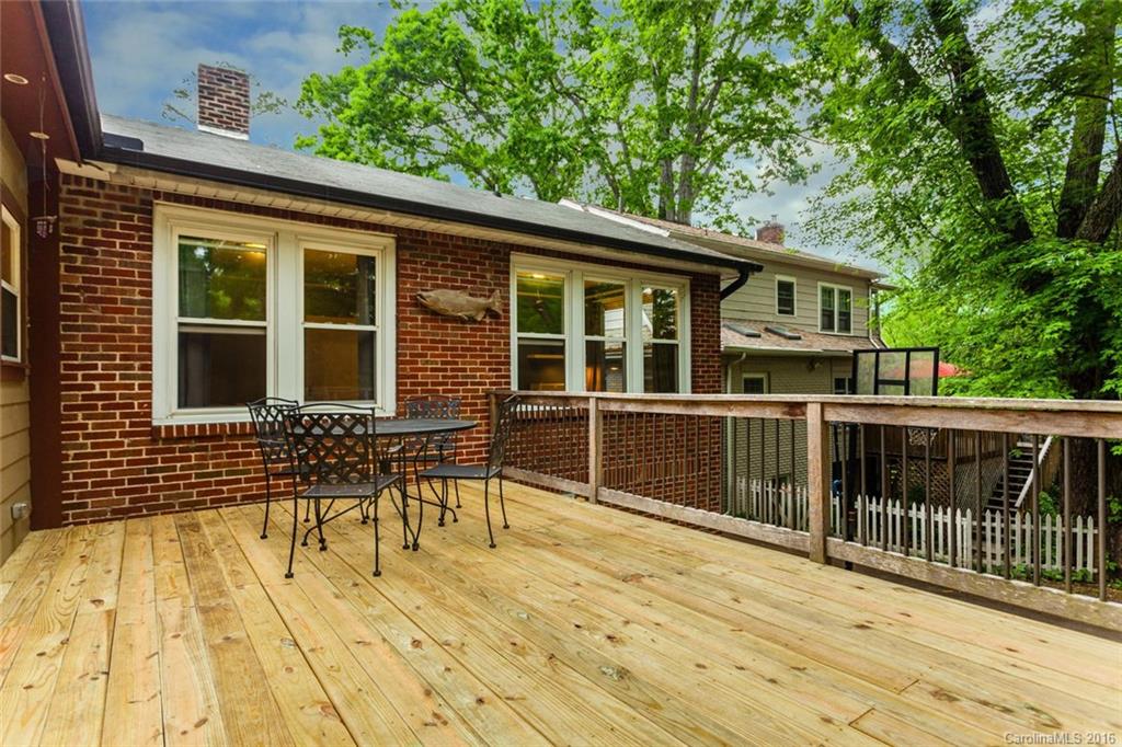 9 Brucemont Circle Asheville NC 28806