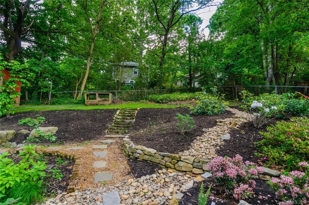 9 Brucemont Circle Asheville NC 28806