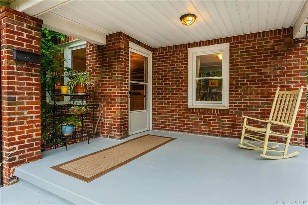 9 Brucemont Circle Asheville NC 28806