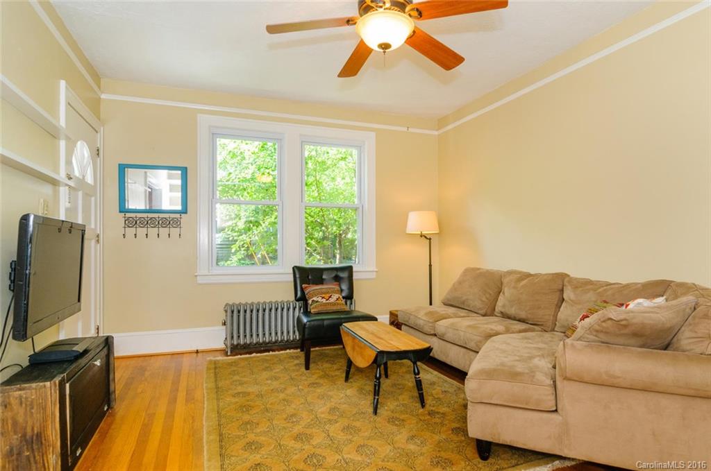 9 Brucemont Circle Asheville NC 28806