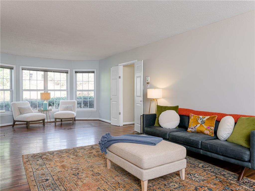 123 Forest Lake Drive Asheville NC 28803