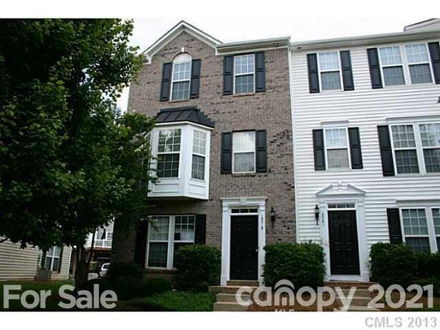 15713 Castle Watch Avenue Charlotte NC 28277