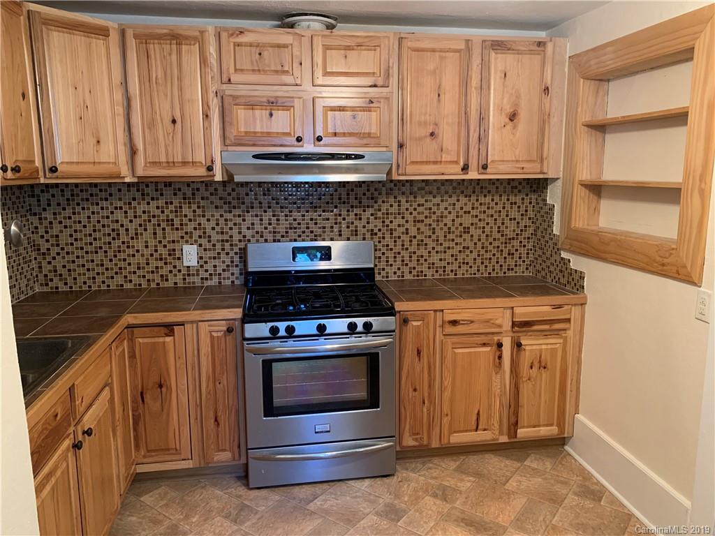 19 Oteen Park Place Asheville NC 28805