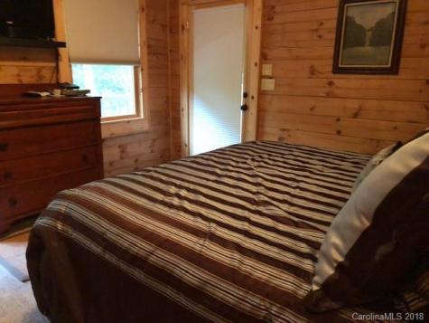 87 Ali Avenue Bakersville NC 28705