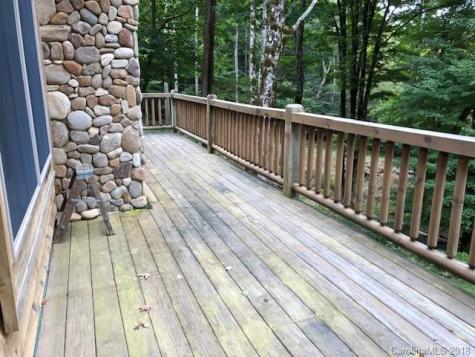 87 Ali Avenue Bakersville NC 28705